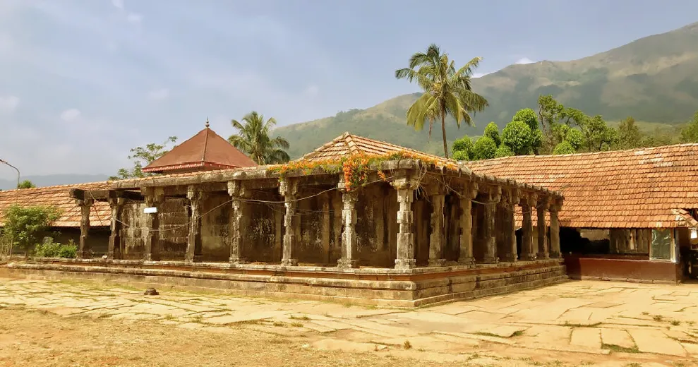 shatavariayurveda.com - Thirunelli_temple